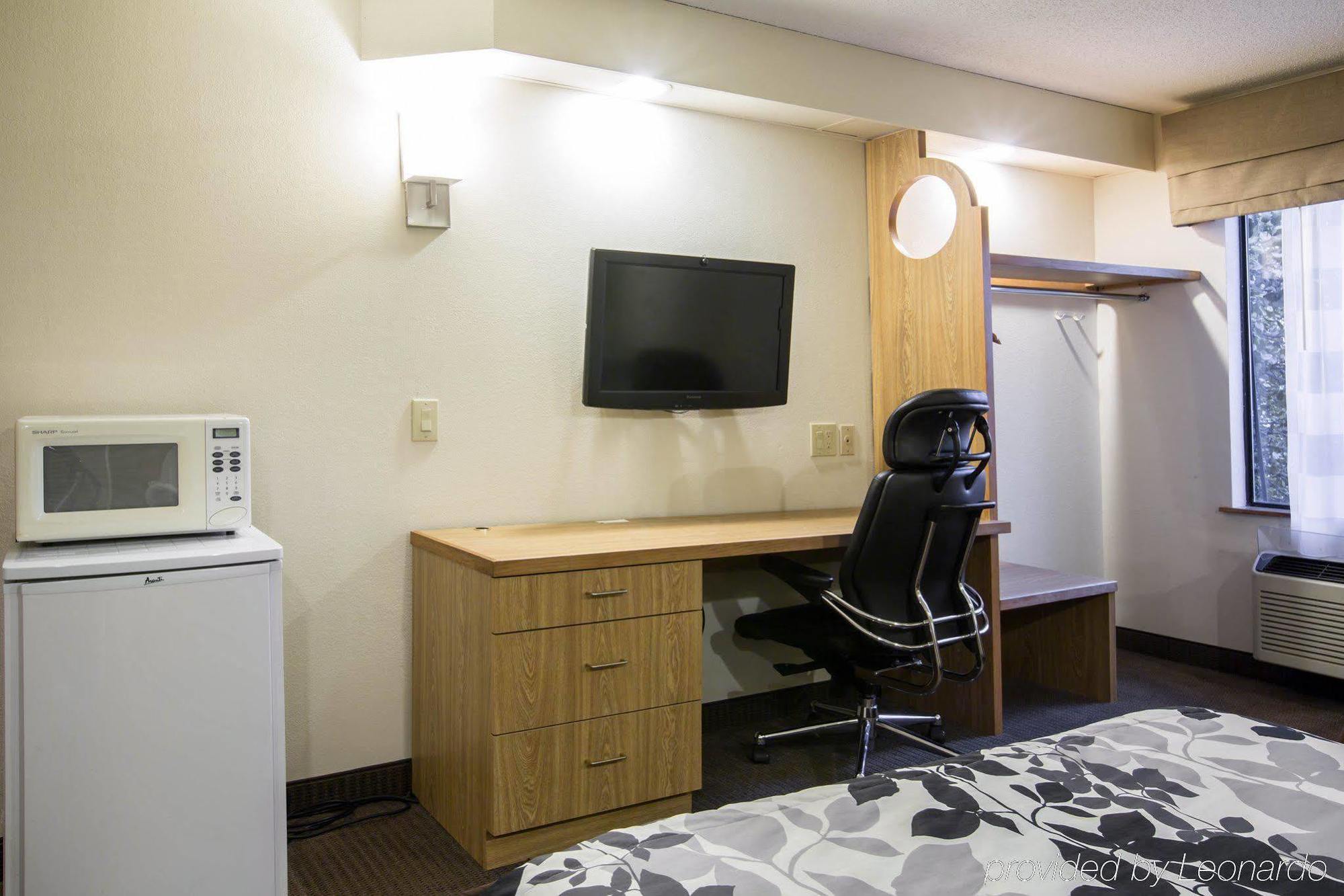 Rodeway Inn Austell Εξωτερικό φωτογραφία