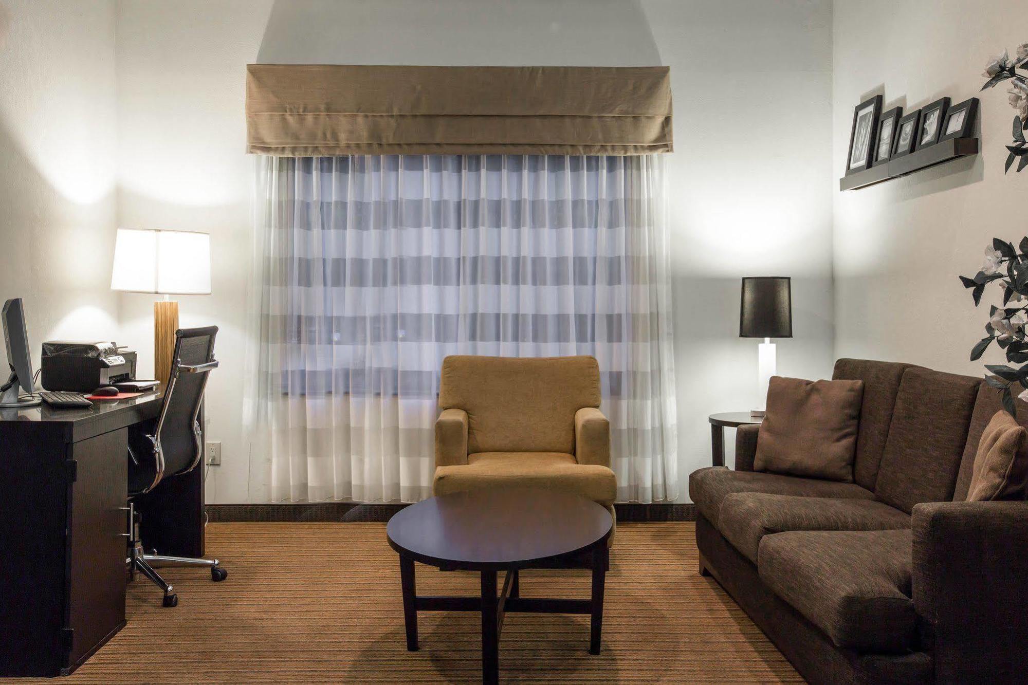 Rodeway Inn Austell Εξωτερικό φωτογραφία