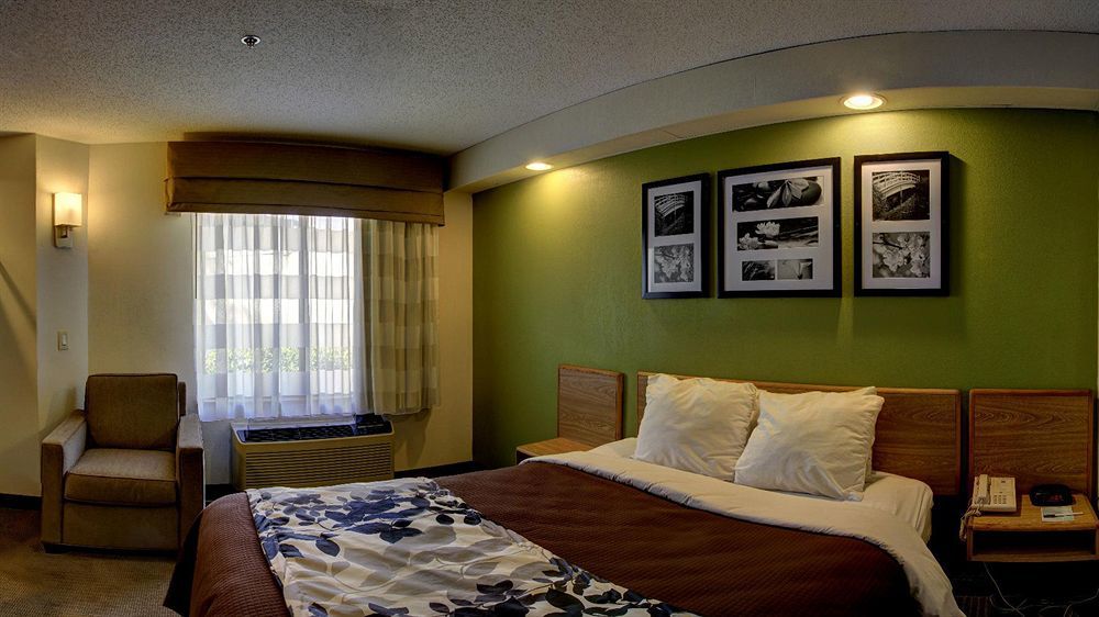 Rodeway Inn Austell Εξωτερικό φωτογραφία