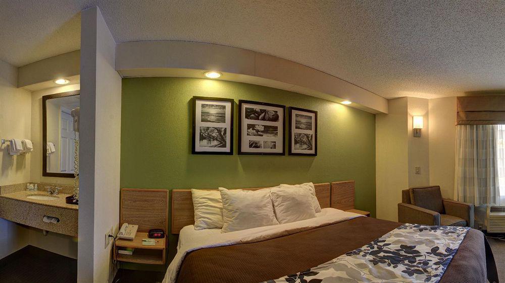 Rodeway Inn Austell Εξωτερικό φωτογραφία